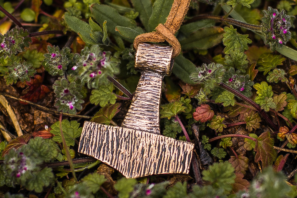 Thor's Hammer Pendant Bronze Mjolnir Wooden Style - Viking-Handmade