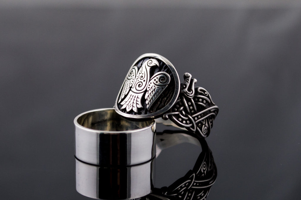 Raven Symbol with Viking Ornament - Viking-Handmade