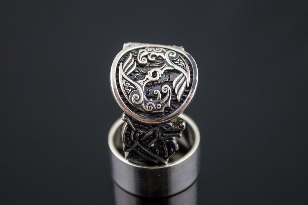 Odin Ravens Symbol with Viking Ornament - Viking-Handmade