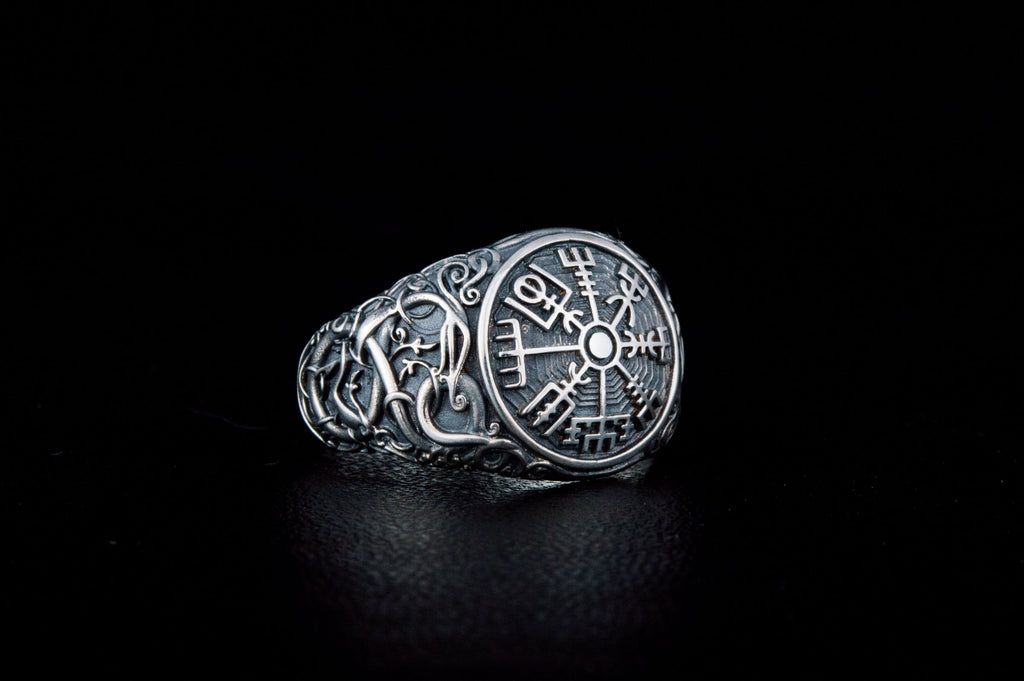 Vegvisir Urnes Style - Viking-Handmade