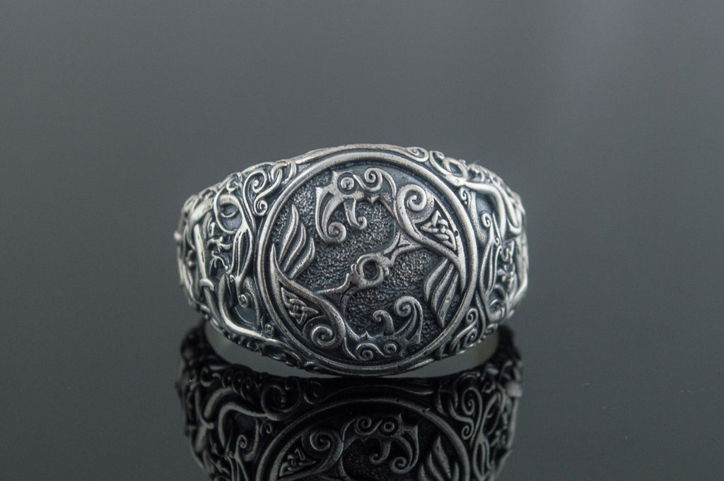 Raven Urnes Style - Viking-Handmade